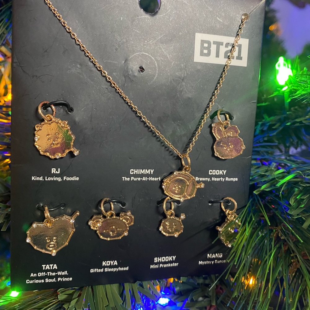 BT21 Celestial Interchangeable Gold Tone Charm Necklace  7 Pcs